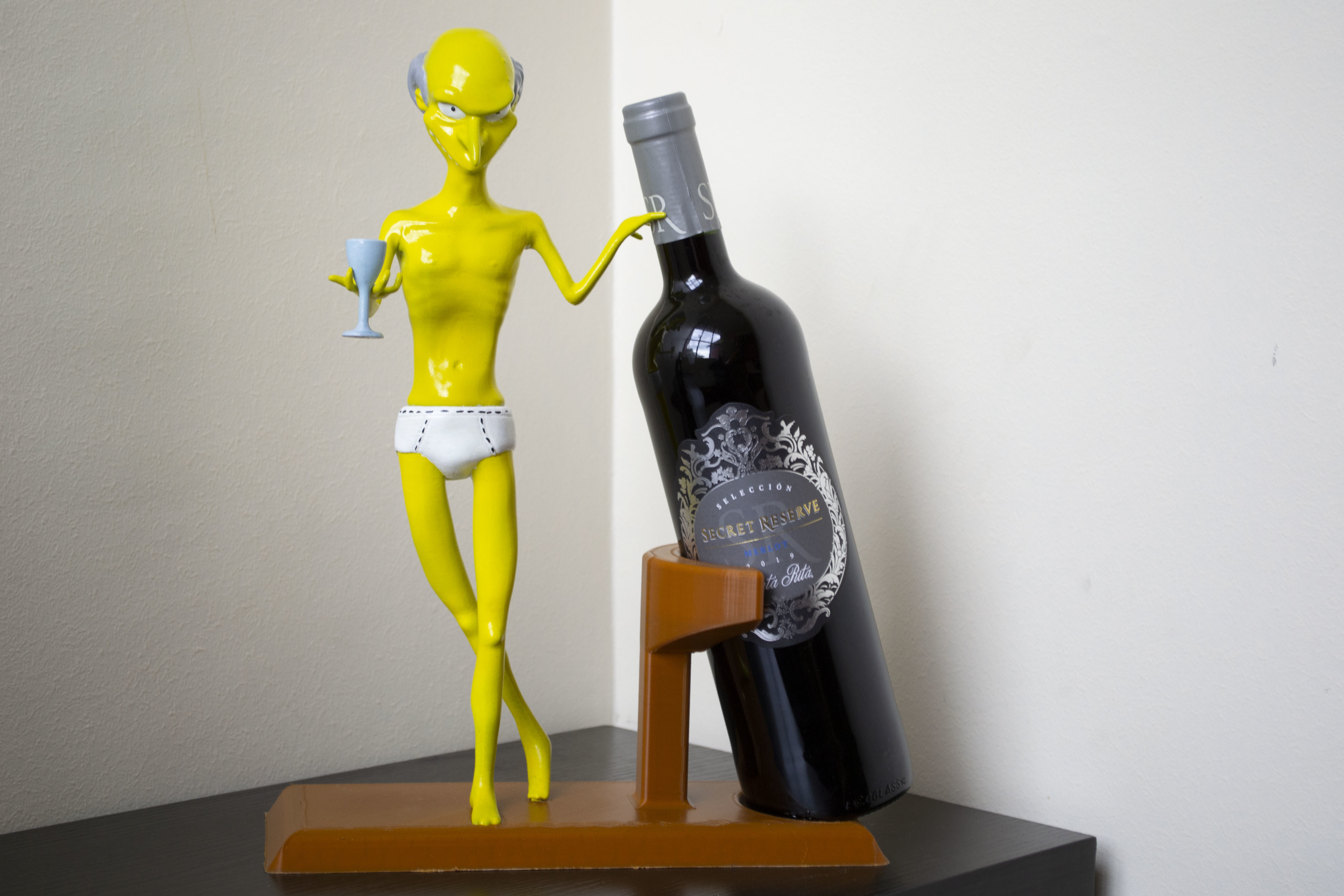 Archivo STL El Sr. Burns, el poseedor de vino desnudo... 👾 ・Plan de